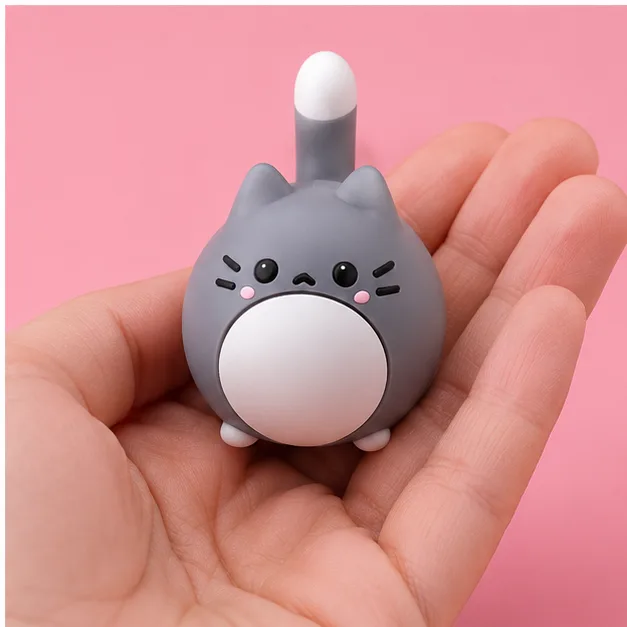 Grey Cat — view 4