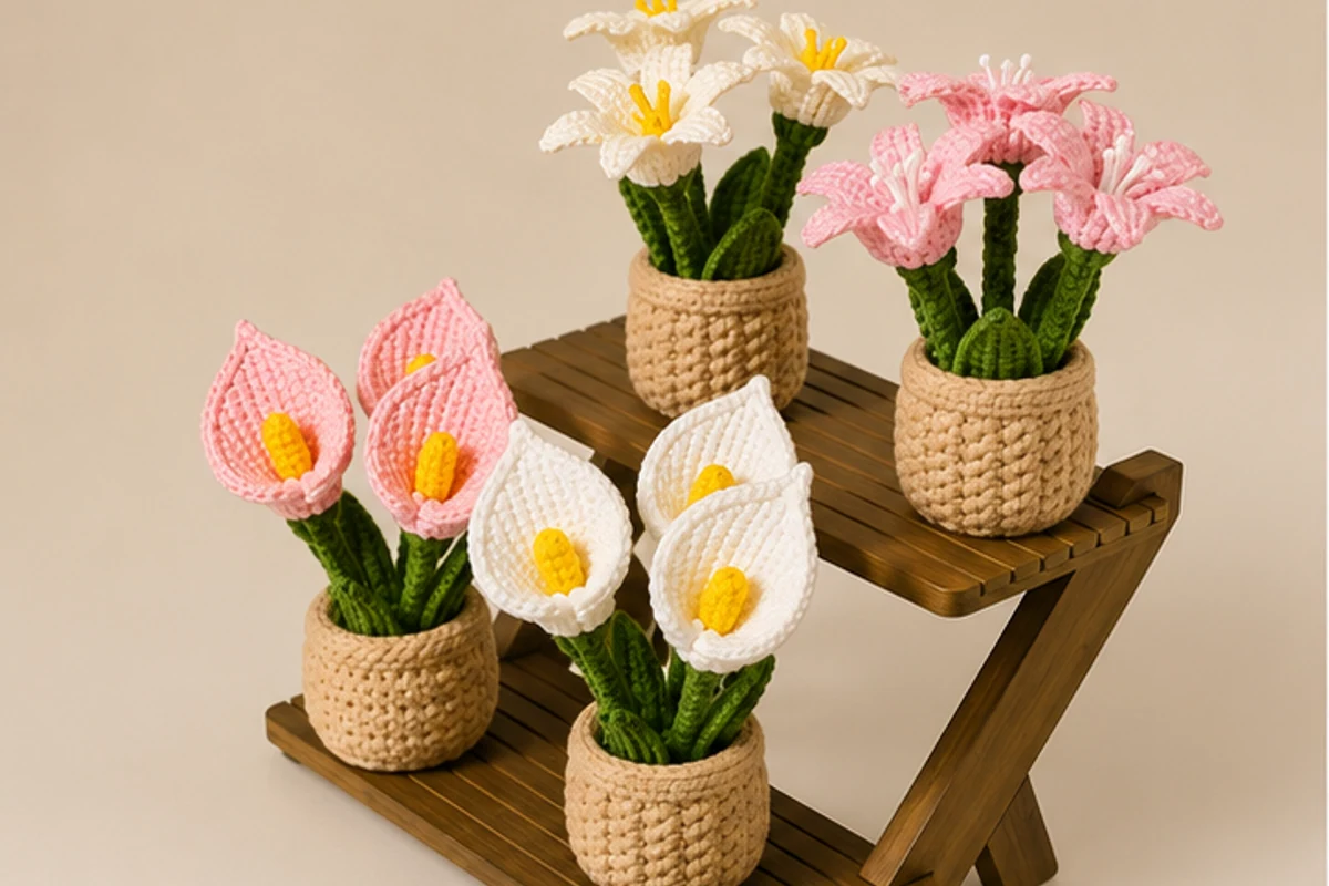Table Ornament — view 1